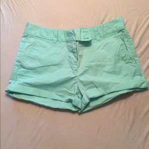 Vineyard Vines Mint Shorts 3” Seam Size 4